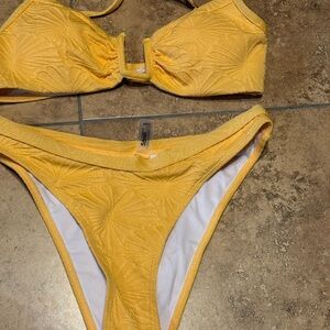 Samiol, New with tags. Size Small. Yellow 2 piece bikini set.